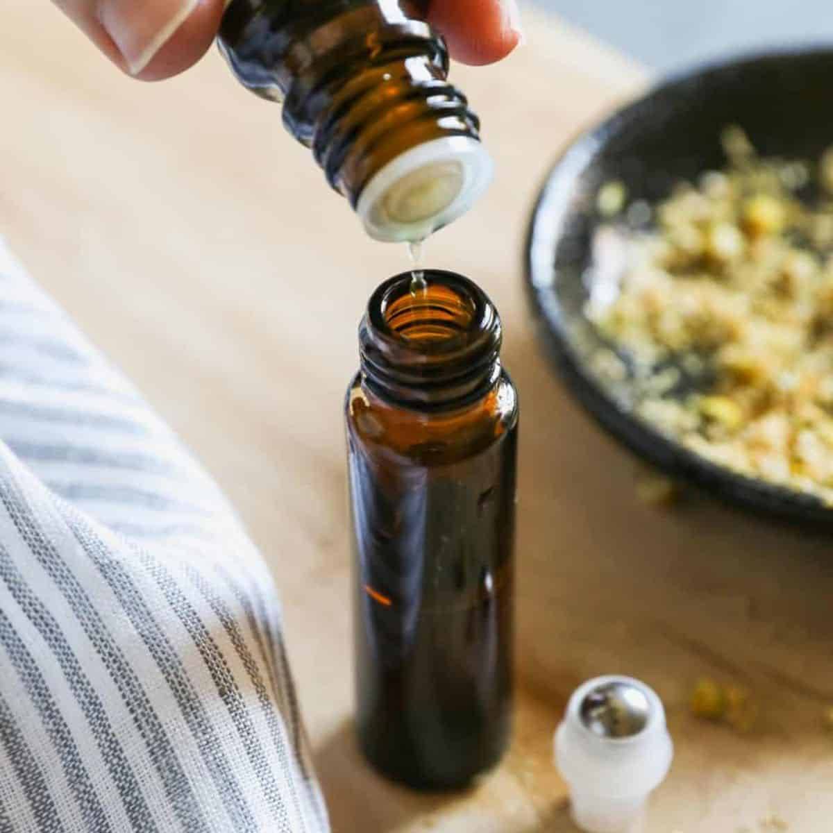 58 Roller Ball Essential Oil Recipes Image