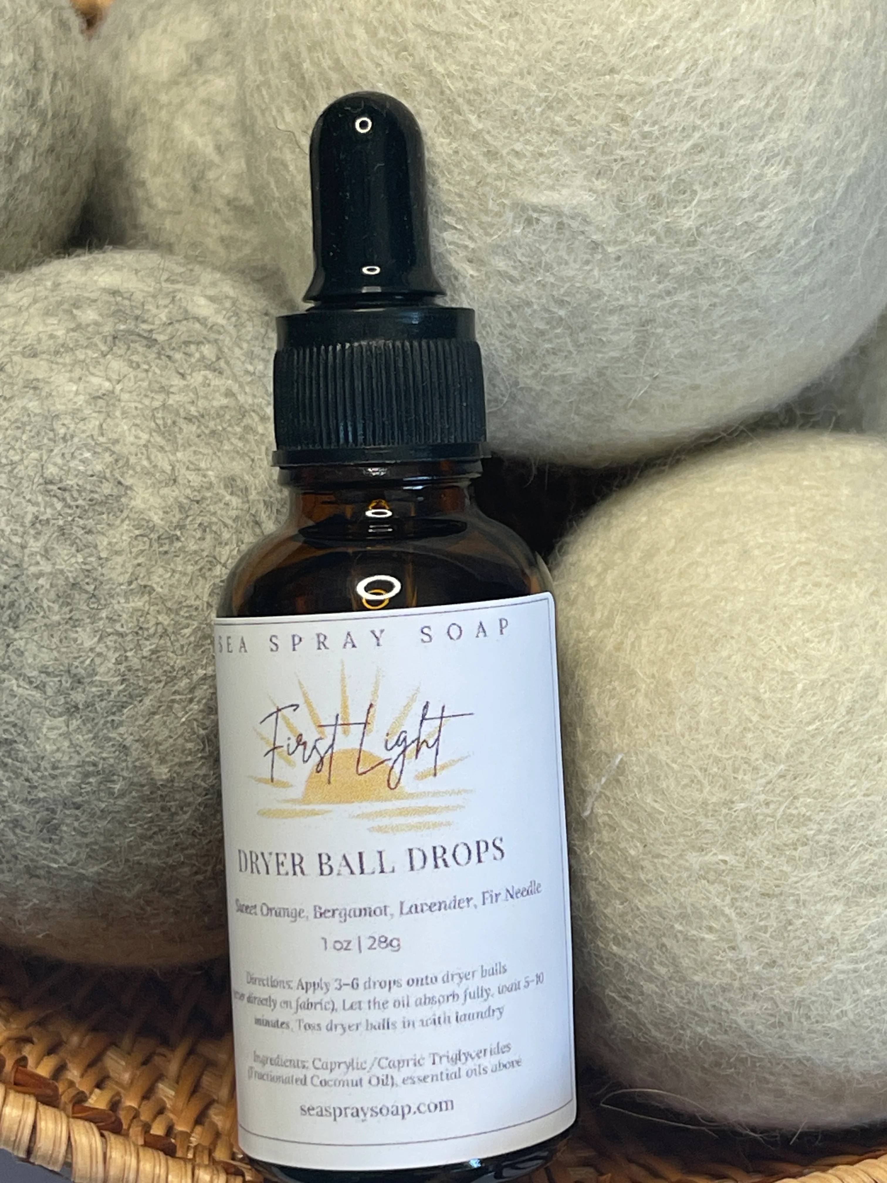 14 Essential Oil Wool Dryer Ball Spray Recipes Image