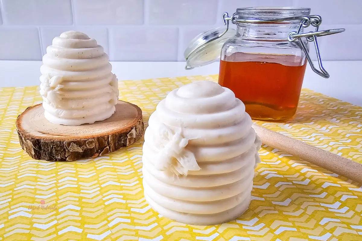 32 Honey Soap Recipe Melt and Pour Image