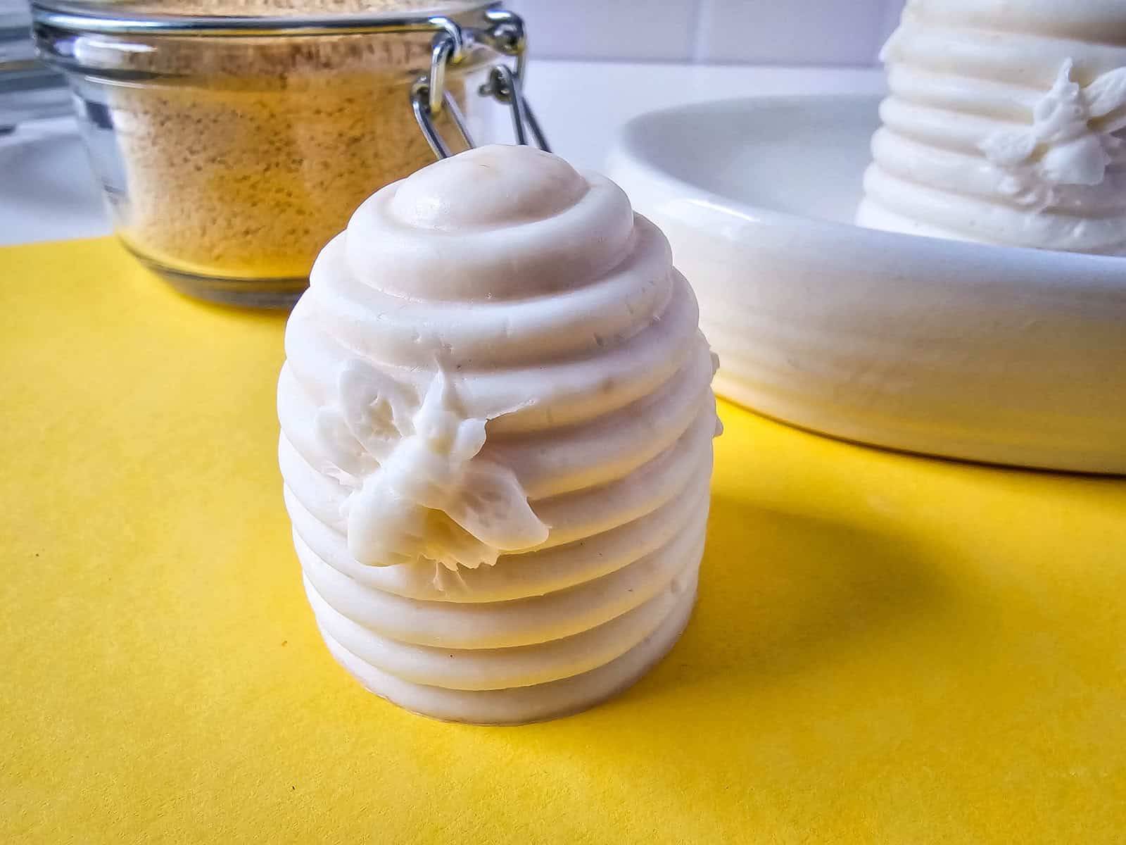 32 Honey Soap Recipe Melt and Pour Image