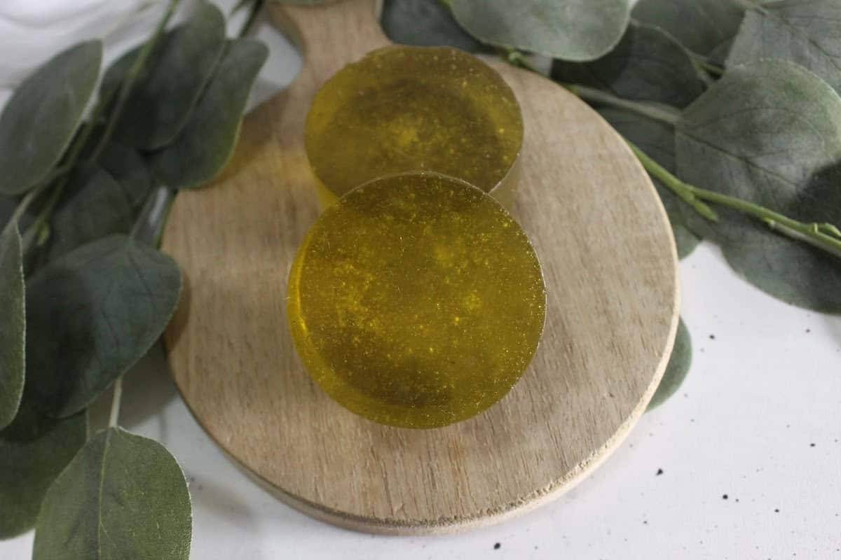 14 Clear Glycerin Melt-and-pour Jelly Soap Recipes Image
