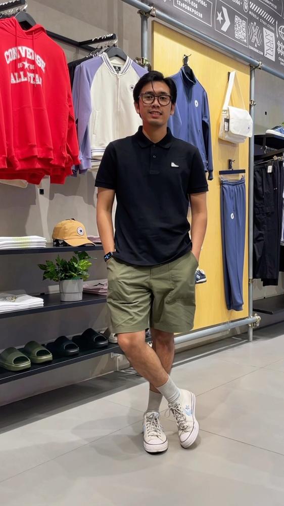 21 Grey Shorts Outfits Image
