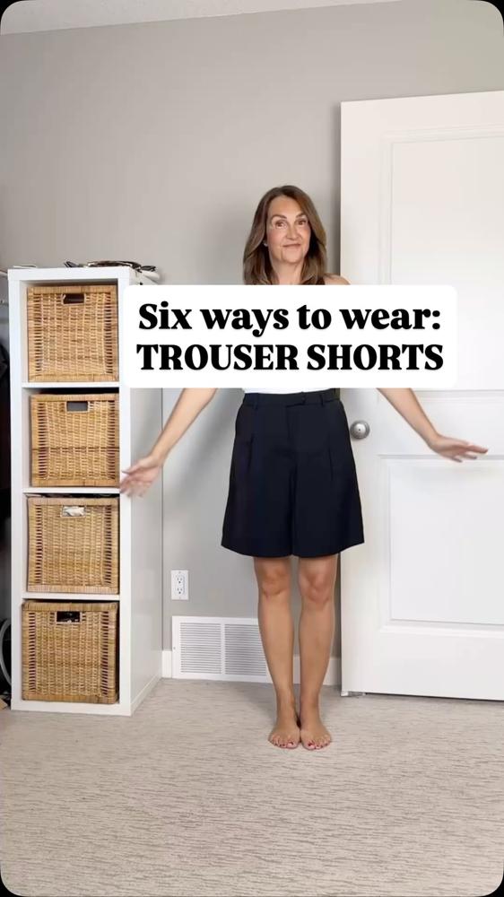 21 White Bermuda Shorts Outfits For Curvy Image