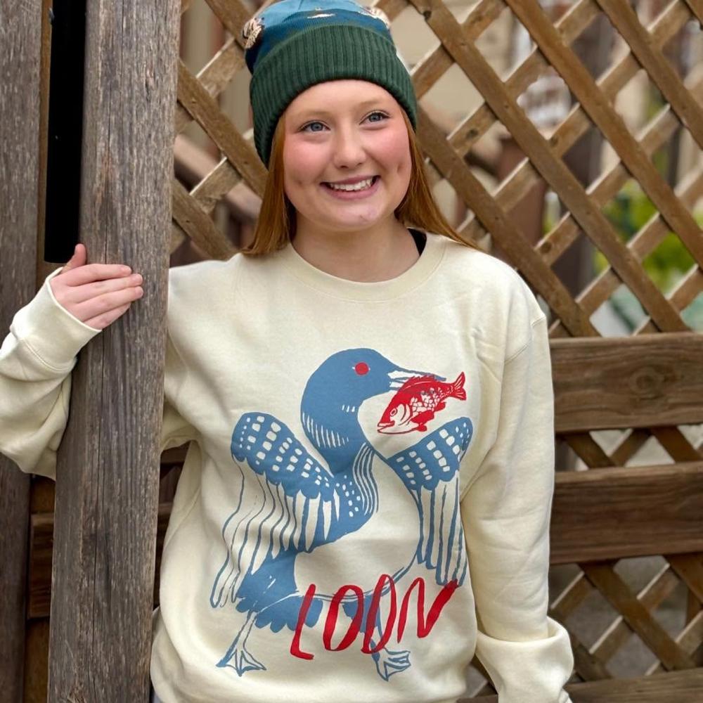19 Bird Inspired Hiking Outfits Image