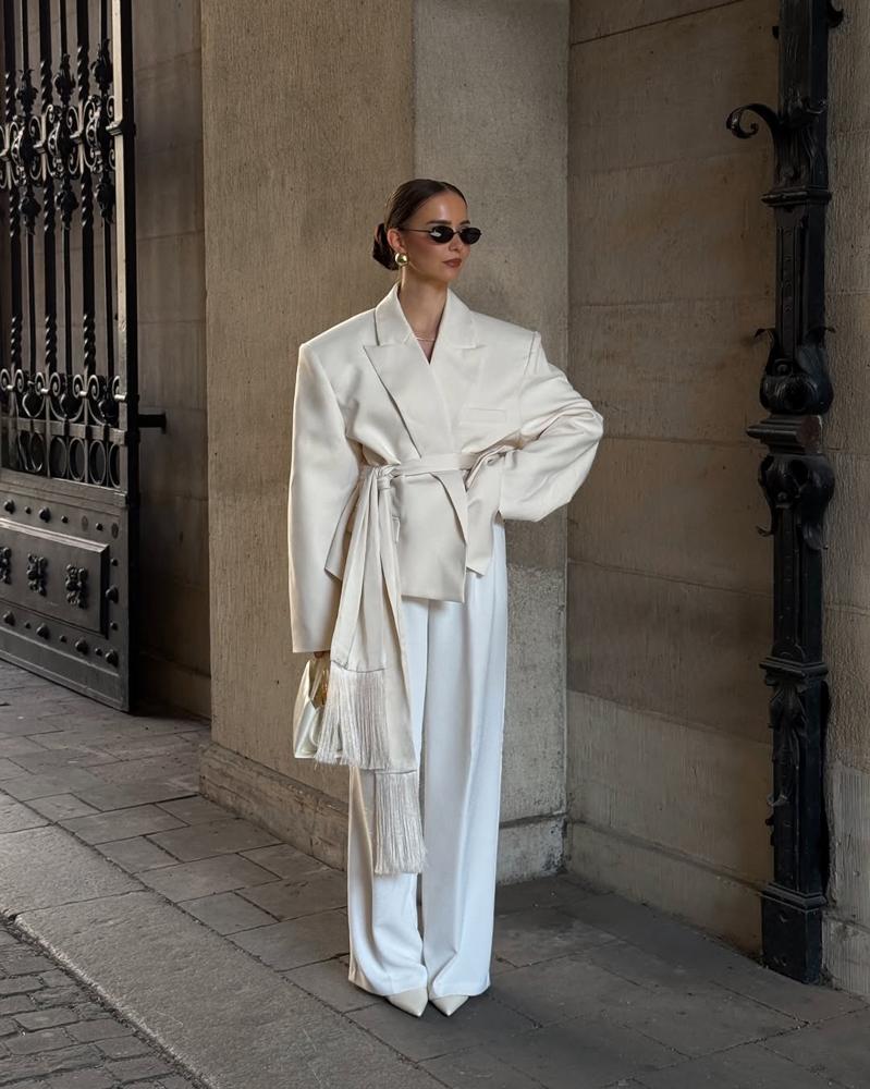 23 White Satin Pants Outfits Image