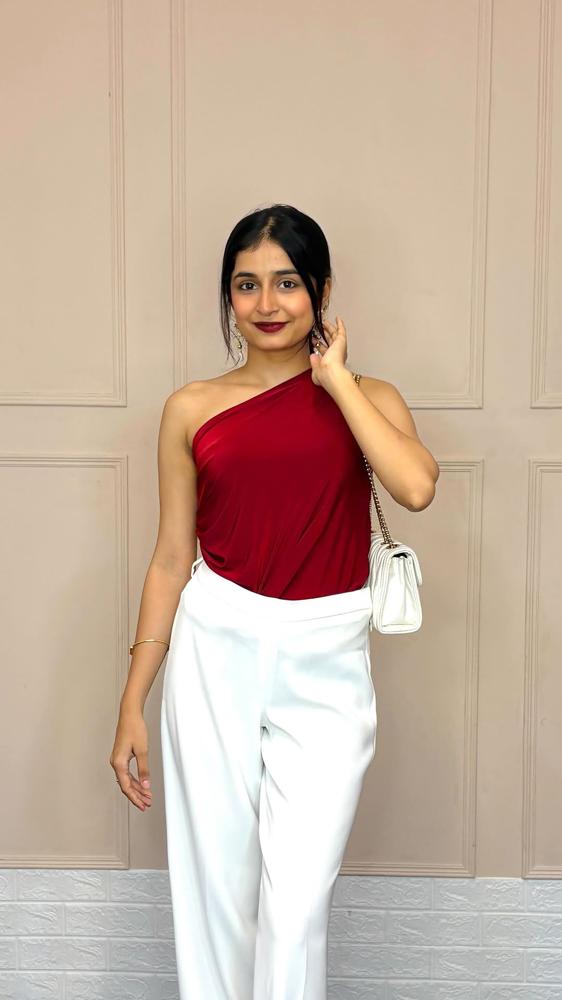25 White Flowy Pants Outfits Image