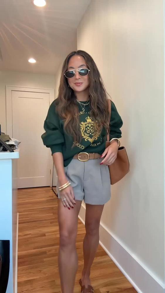 20 Green Shorts Outfits Image