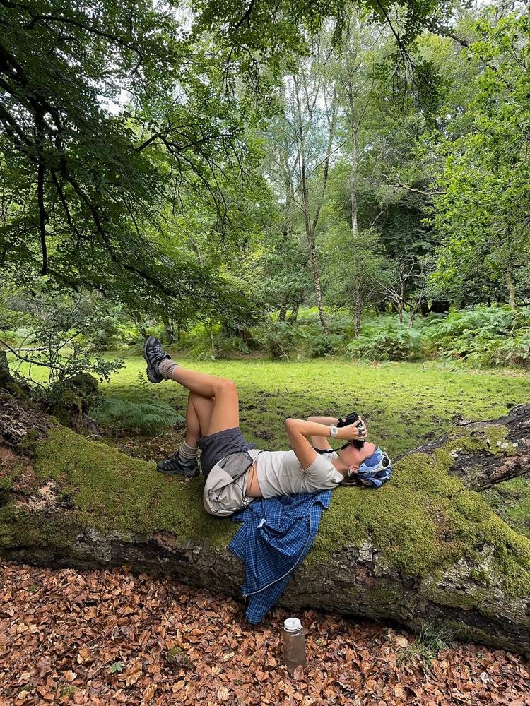 19 Bird Inspired Hiking Outfits Image