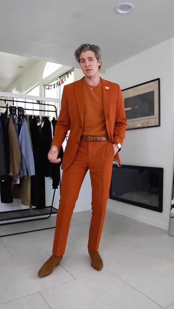 25 Orange Shorts Outfits For 50s Image