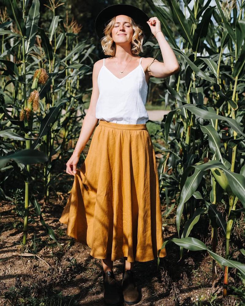 25 Linen Skirt Outfits Image