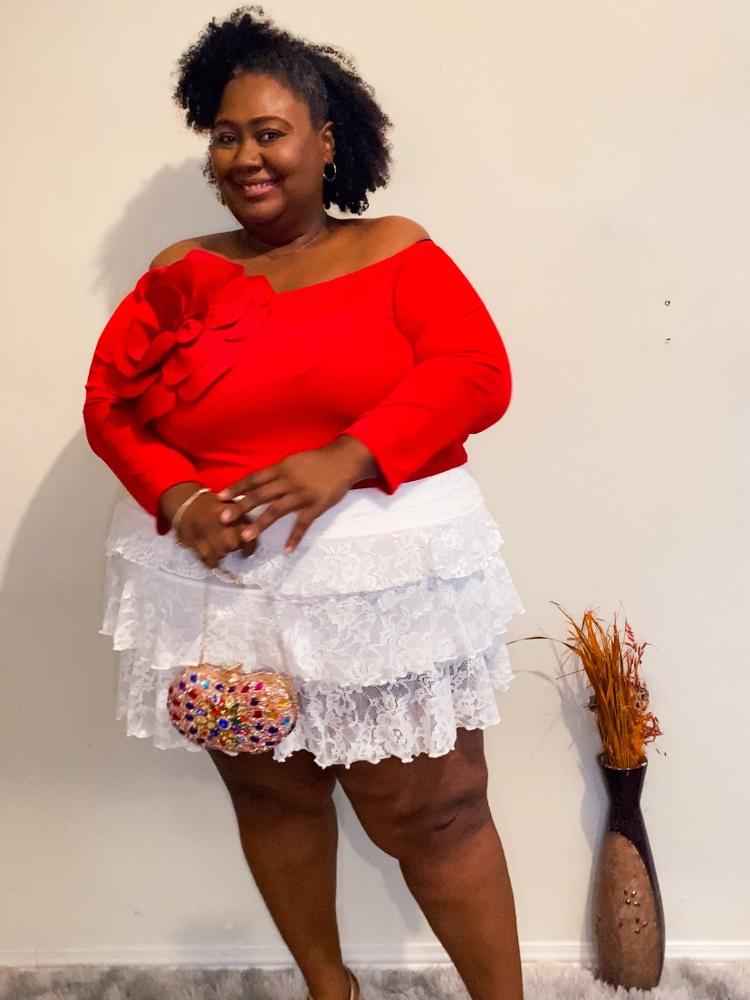 22 Orange Shorts Outfits Curvy Image