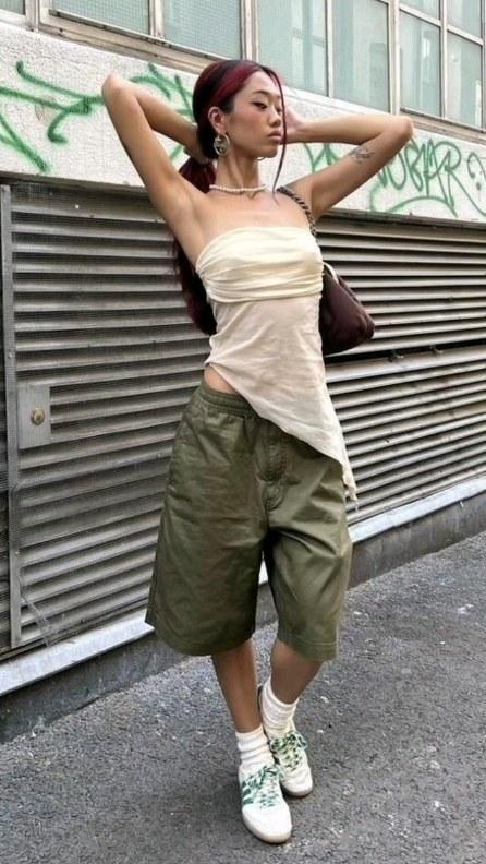 20 Green Shorts Outfits Image