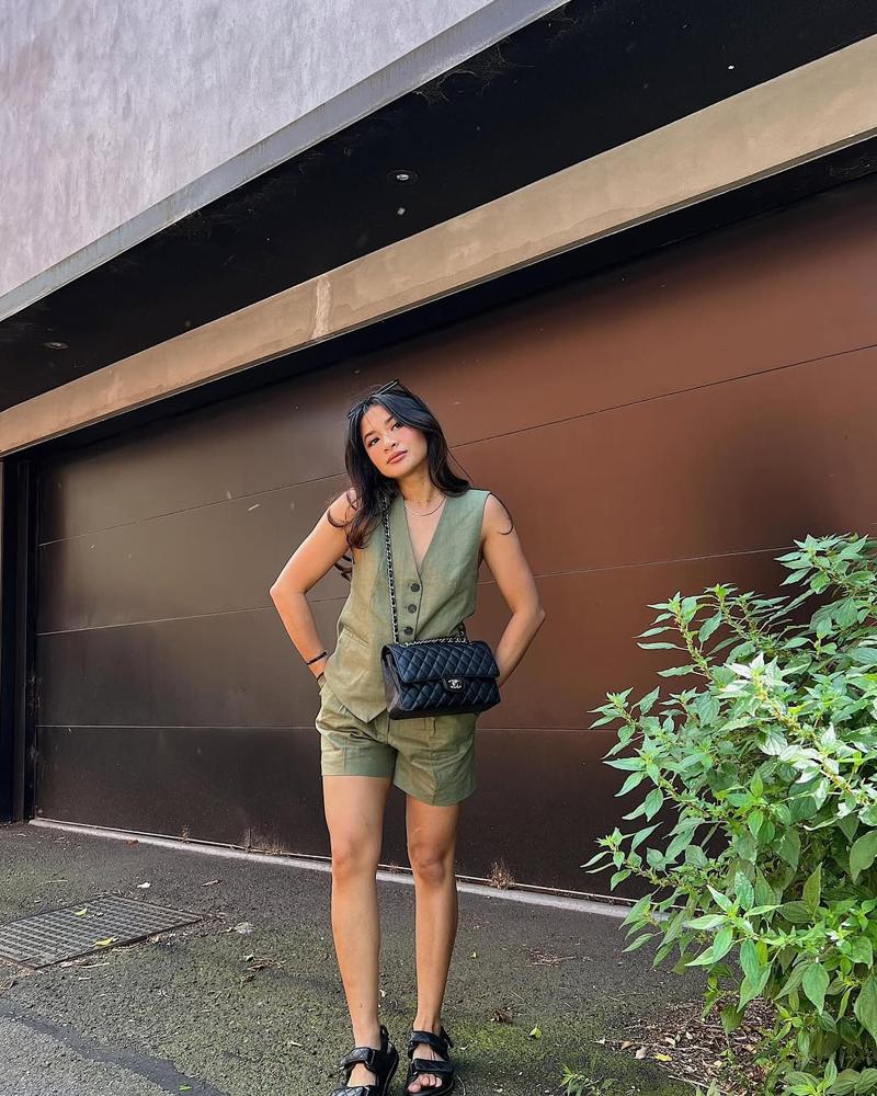 20 Green Shorts Outfits Image