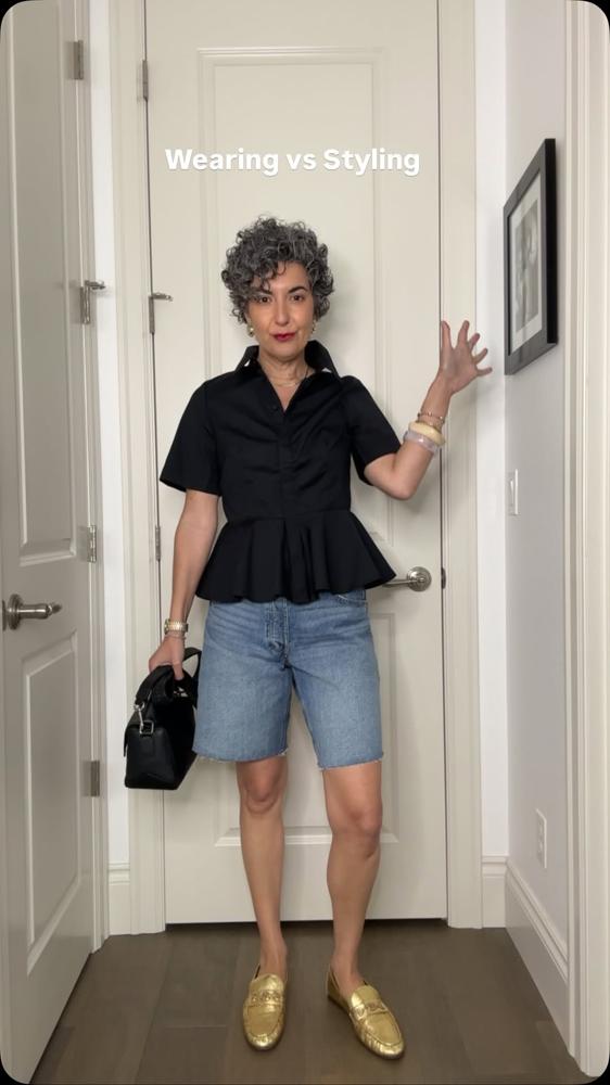 24 Blue Denim Shorts Outfits Image