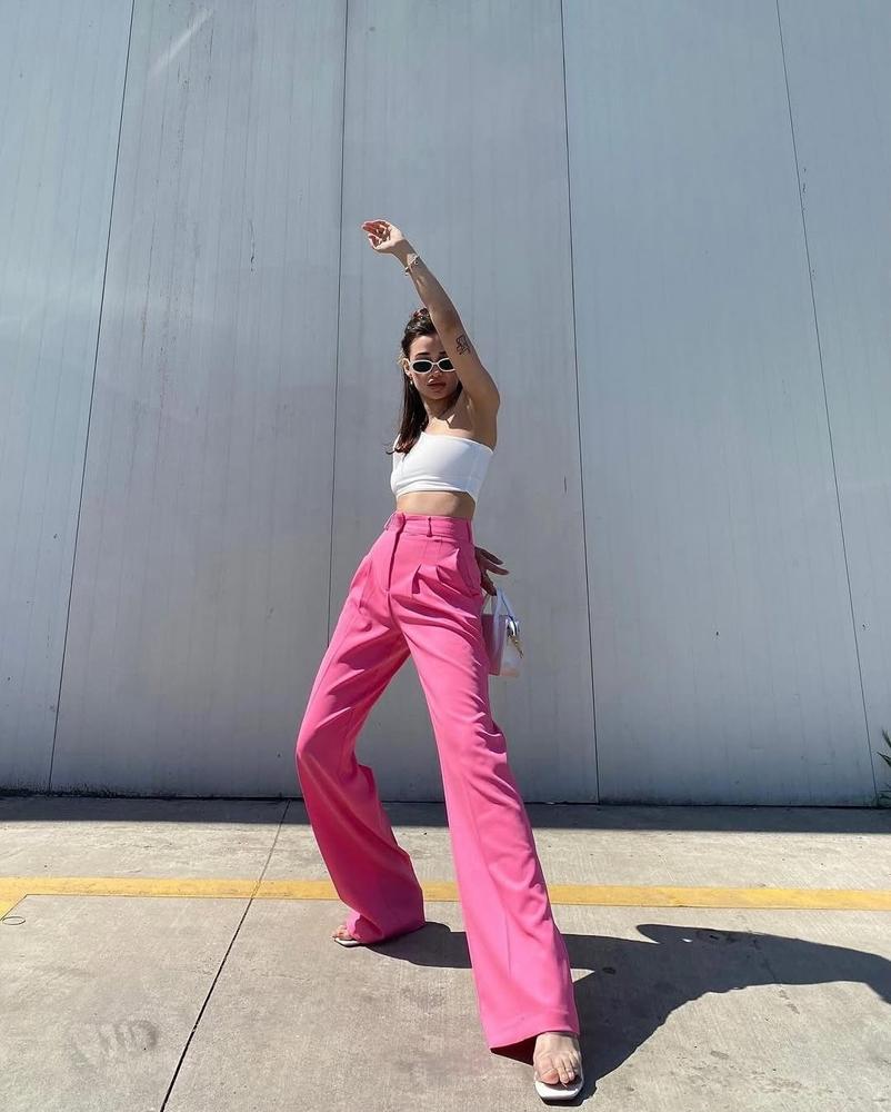 24 Pink Flowy Pants Outfits Image