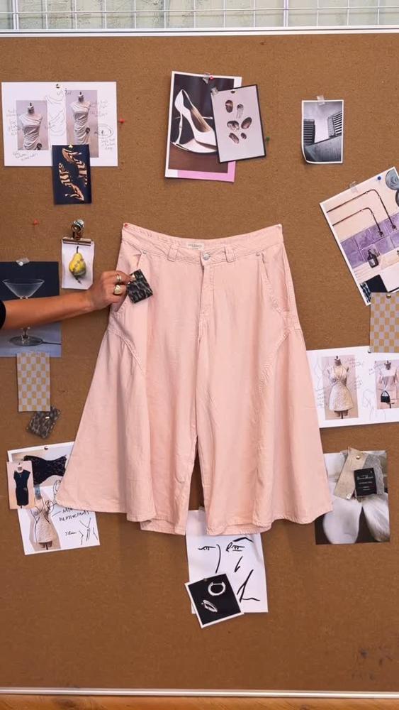 24 Pink Linen Shorts Outfits Image