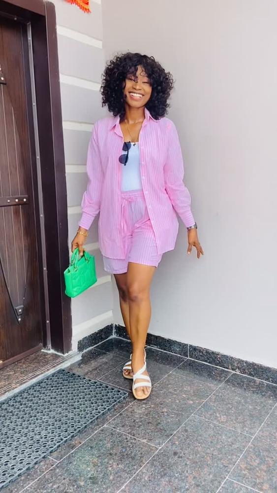 24 Pink Linen Shorts Outfits Image