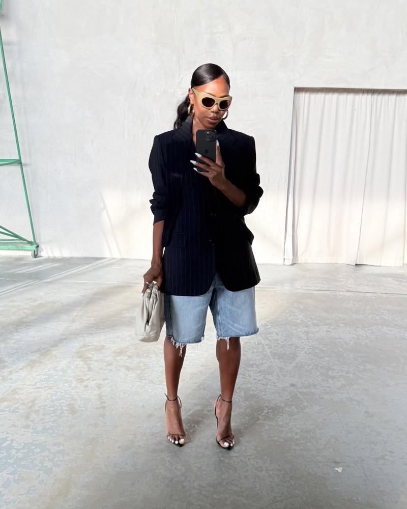 25 Black Denim Shorts Outfits Image