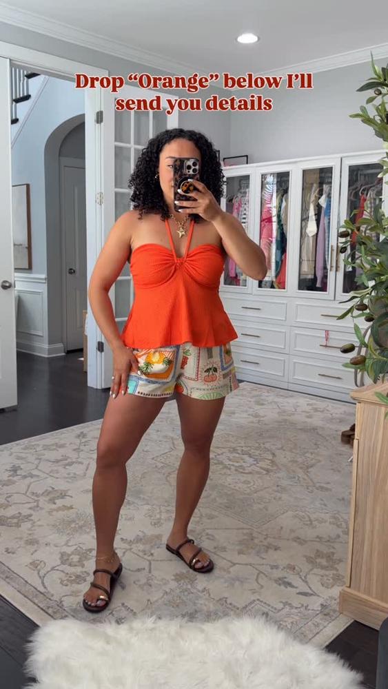 23 Orange Shorts Outfits Image