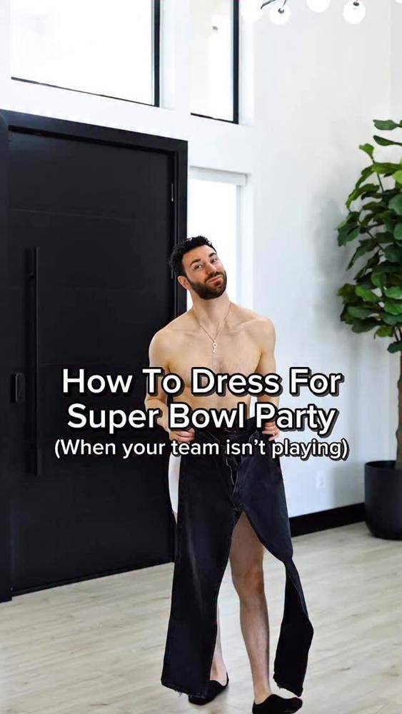 23 Super Bowl Outfits Ideas Image