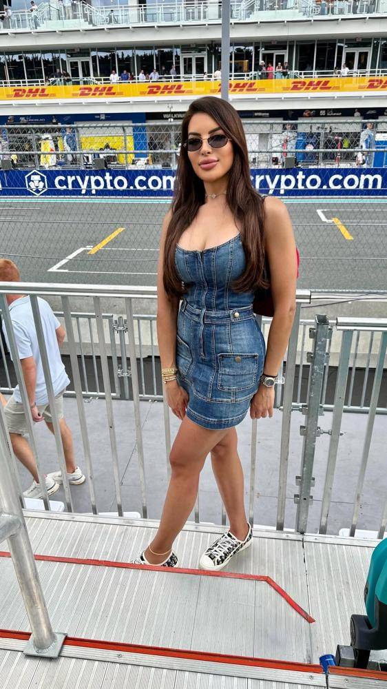 22 Miami GP F1 Race Outfit Ideas Image