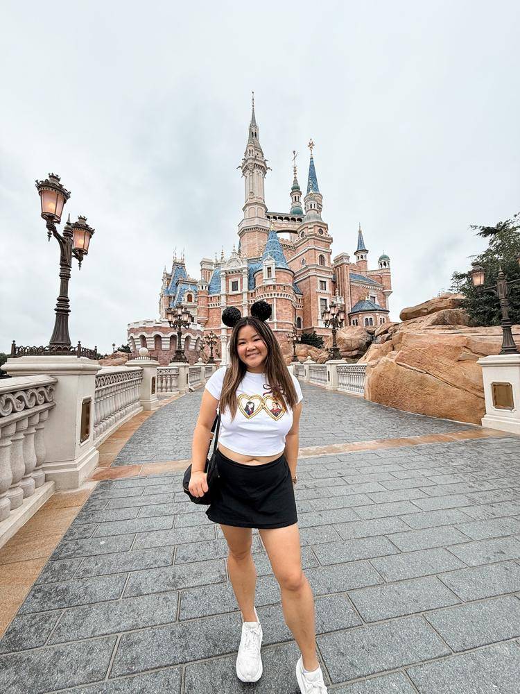 24 Mulan Shanghai Disneyland Outfits Image
