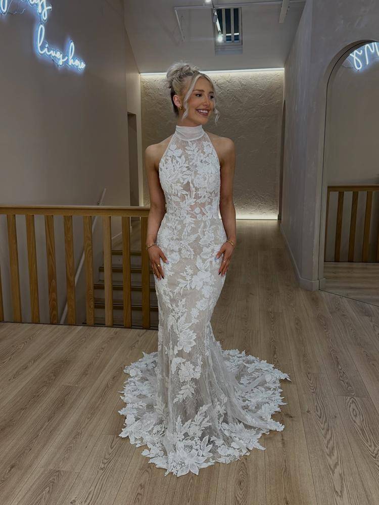 27 Satin Lace Pearl Wedding Dress Outfits Image