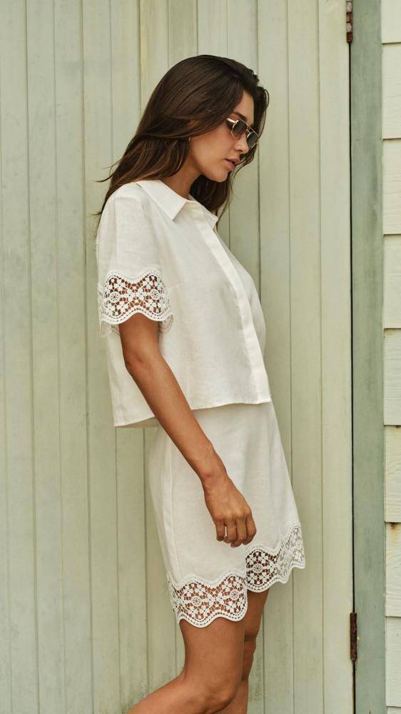 23 Satin Lace Trim Skirt Outfits Image
