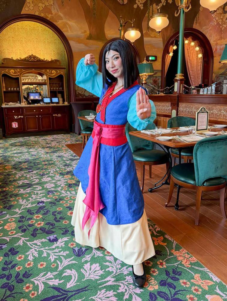 24 Mulan Shanghai Disneyland Outfits Image