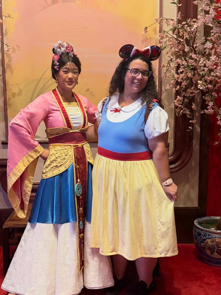 24 Mulan Shanghai Disneyland Outfits Image