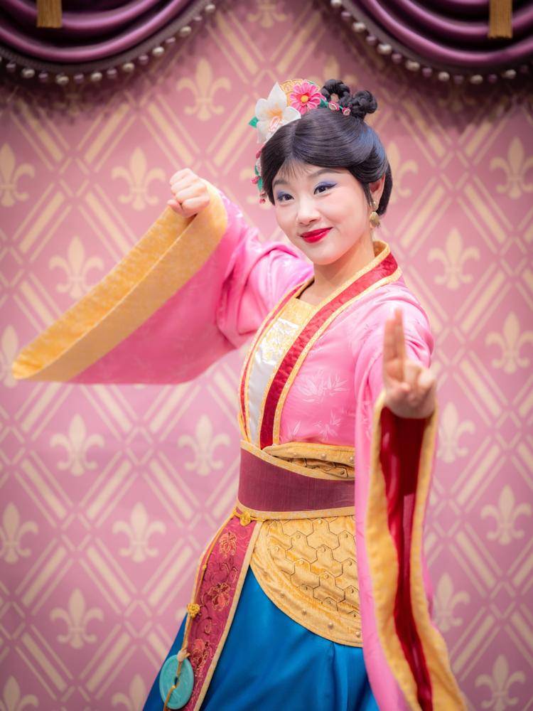 24 Mulan Shanghai Disneyland Outfits Image