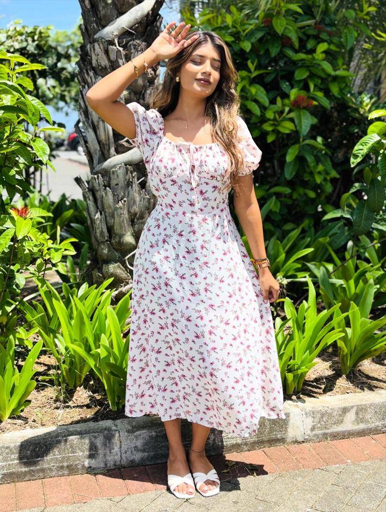 24 Floral Milkmaid Outfit Ideas Image