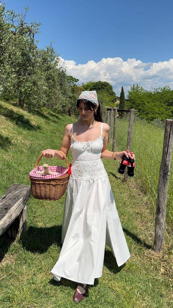 24 Milkmaid Dress Outfit Ideas Image