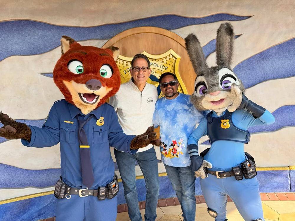 23 Zootopia Disneyland Outfits Image
