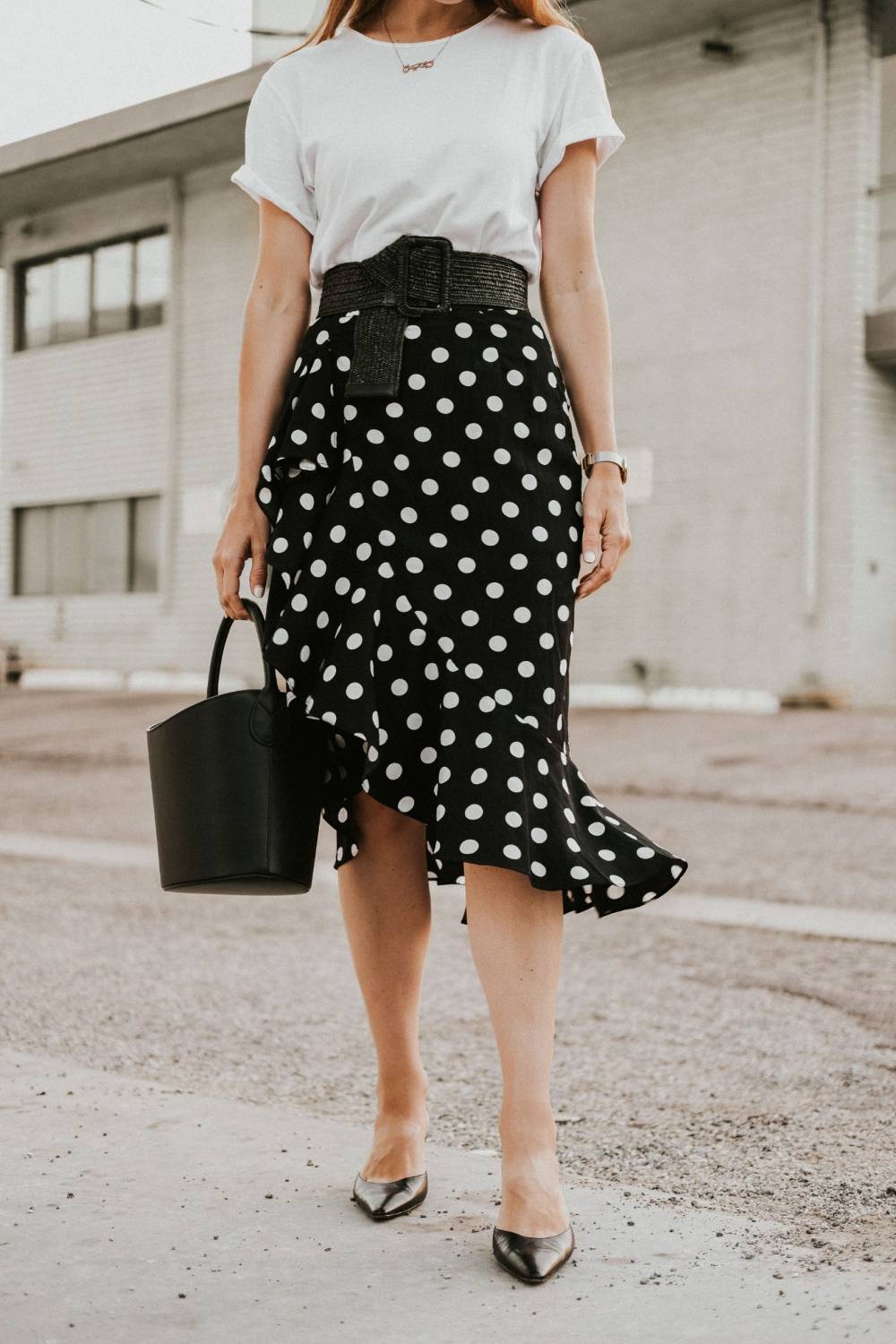 21 Cream Polka Dot Skirt Outfits Image