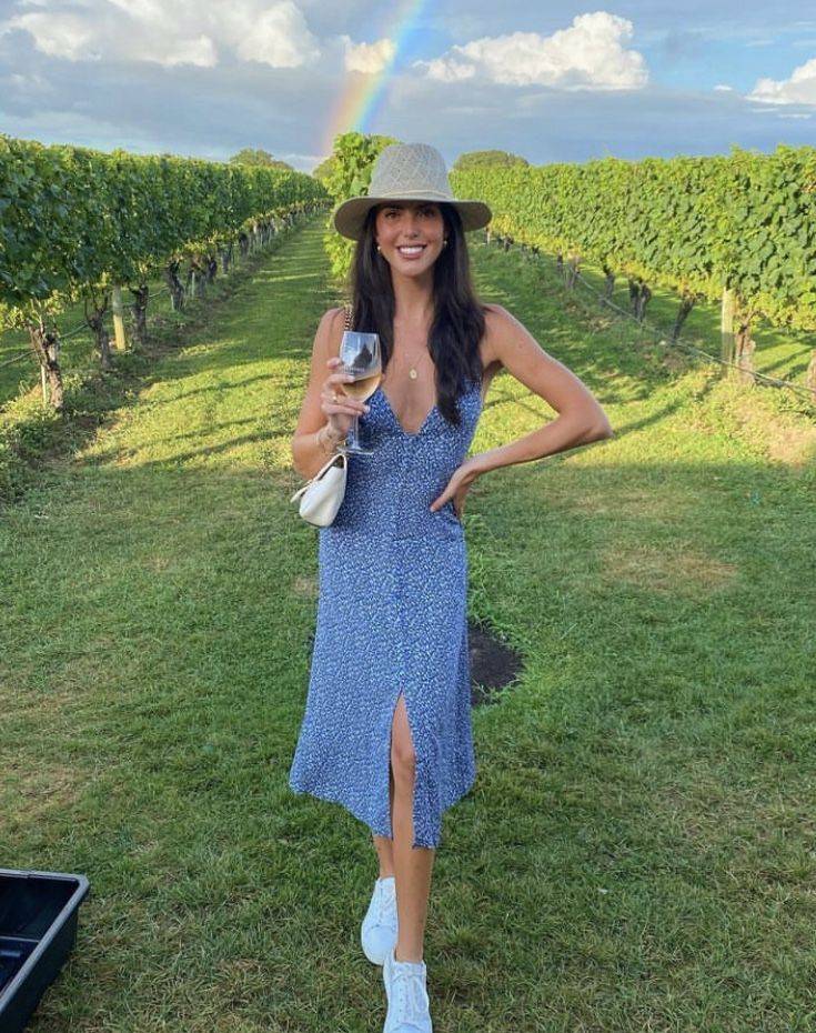 18 Wine Tasting Outfit Ideas Image