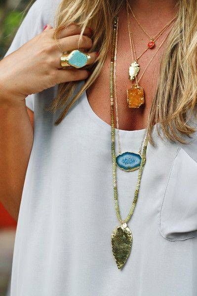18 Gold Jewelry Outfit Ideas Image