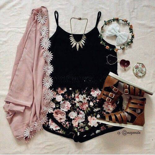 15 Burgundy Lace Trim Shorts Outfits Image