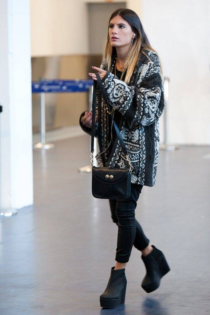 15 What to Wear in Barcelona in December Image