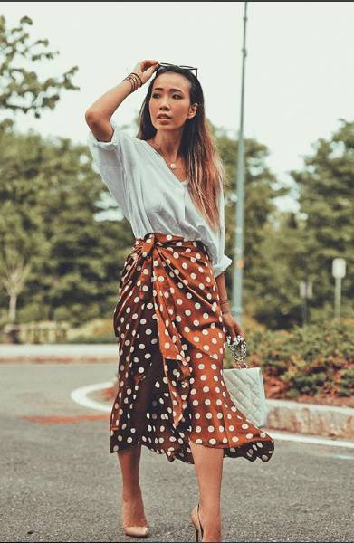 29 Brown Polka Dot Skirt Outfits Image