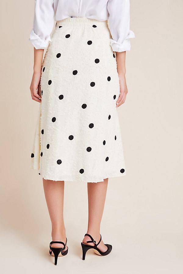 21 Cream Polka Dot Skirt Outfits Image
