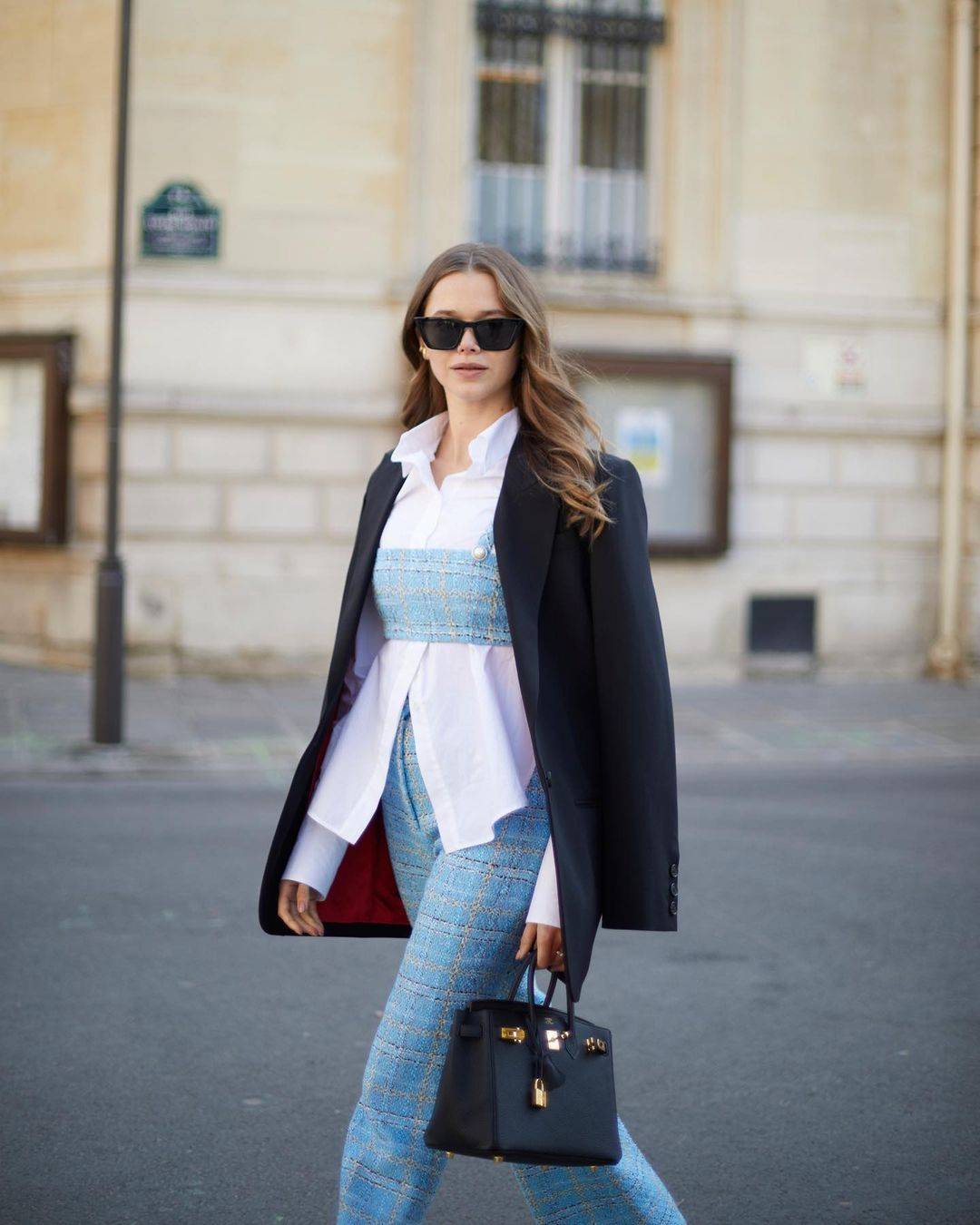 22 Day to Night Outfit Ideas Image