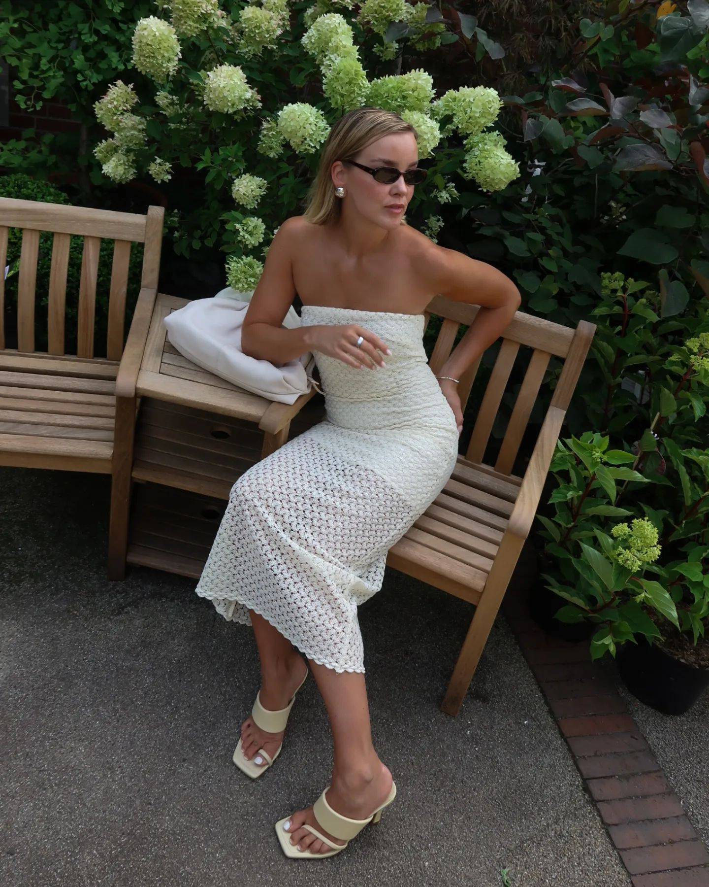 27 Dinner Party Outfit Ideas Image