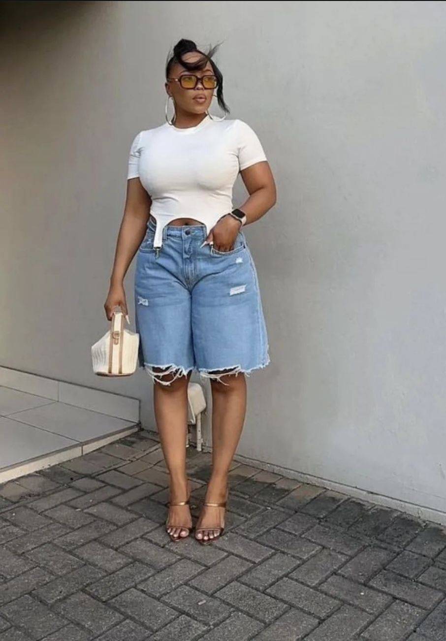 24 How to Dress Up Shorts Image