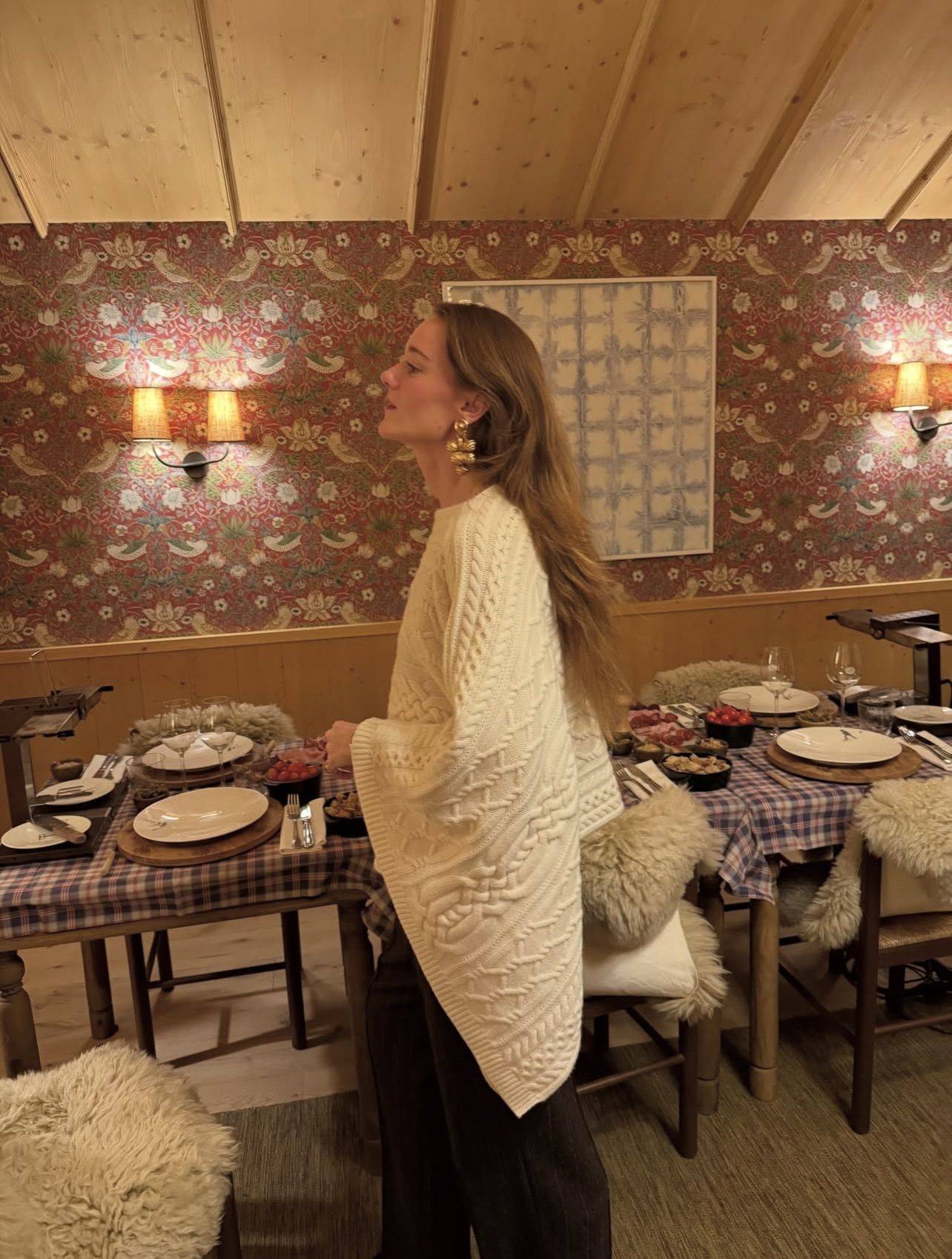 27 Dinner Party Outfit Ideas Image