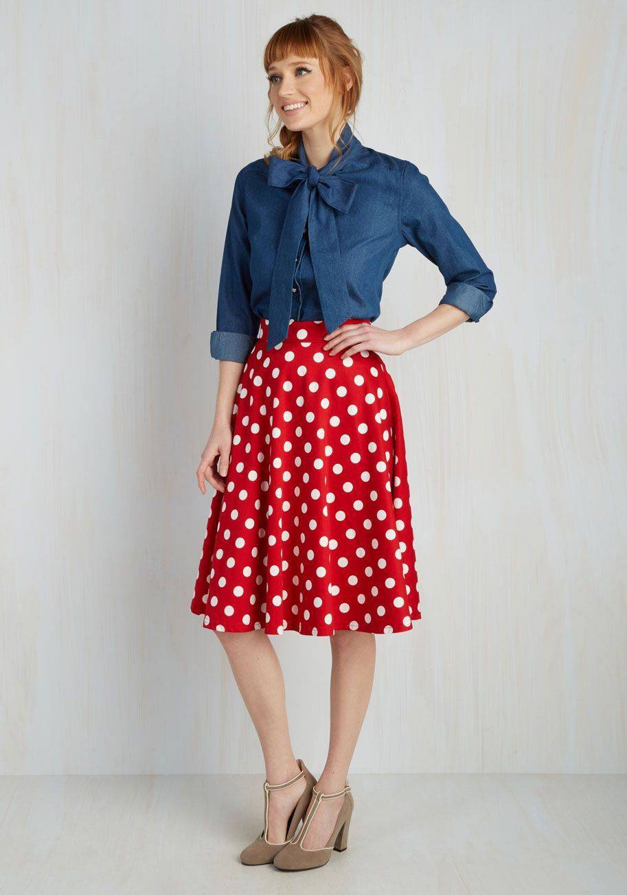 21 Red Polka Dot Skirt Outfits Image