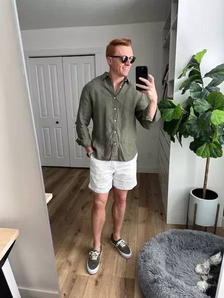 21 Green Resort Shorts Outfit Ideas Image
