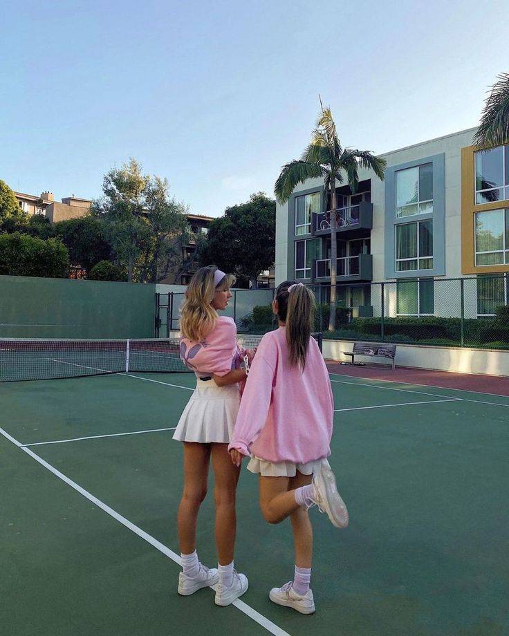 19 Country Club Outfit Ideas For Women Image