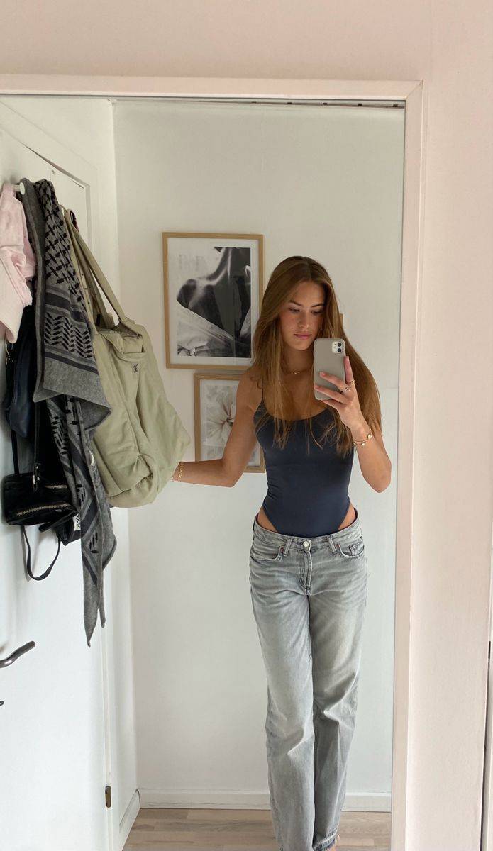 21 Scandinavian Summer Outfit Ideas Image
