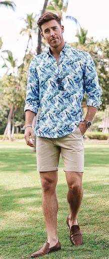 24 How to Dress Up Shorts Image